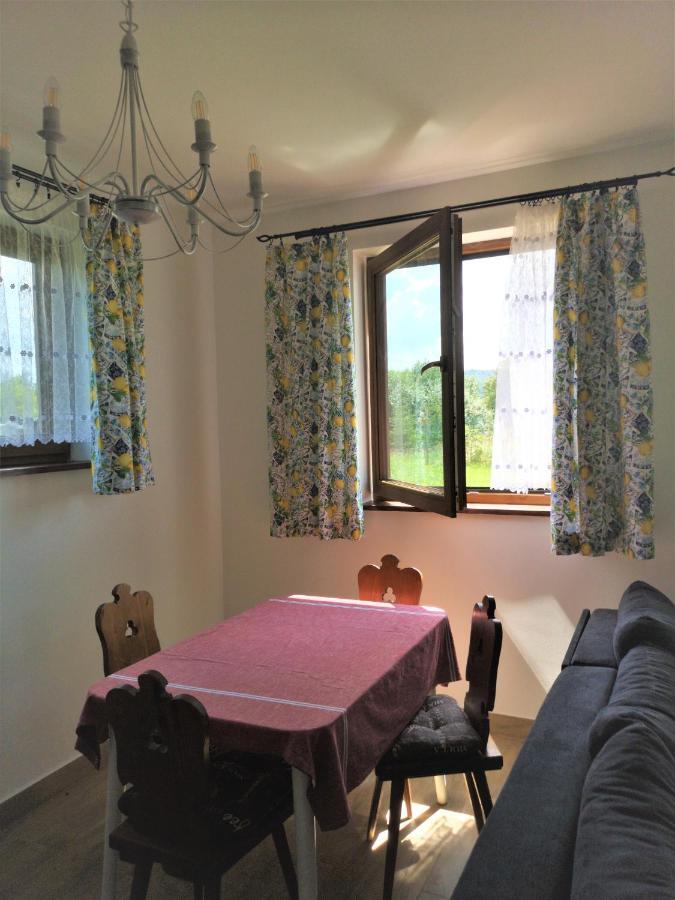 Apartament Z Kominkiem I Wanna อิสเตบนา ภายนอก รูปภาพ